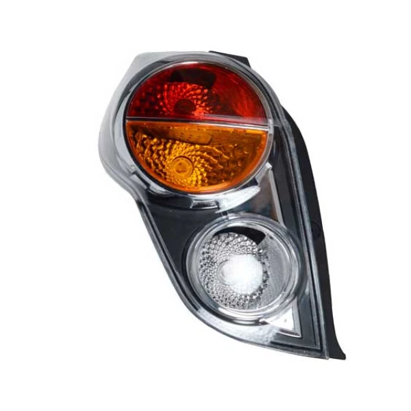 FAROL TRASERO CROMADO SPARK GT LADO IZQUIERDO 2010 / 2014 - DIFORZA